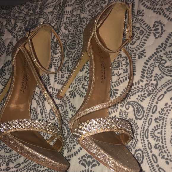 Heels - Picture 6 of 7